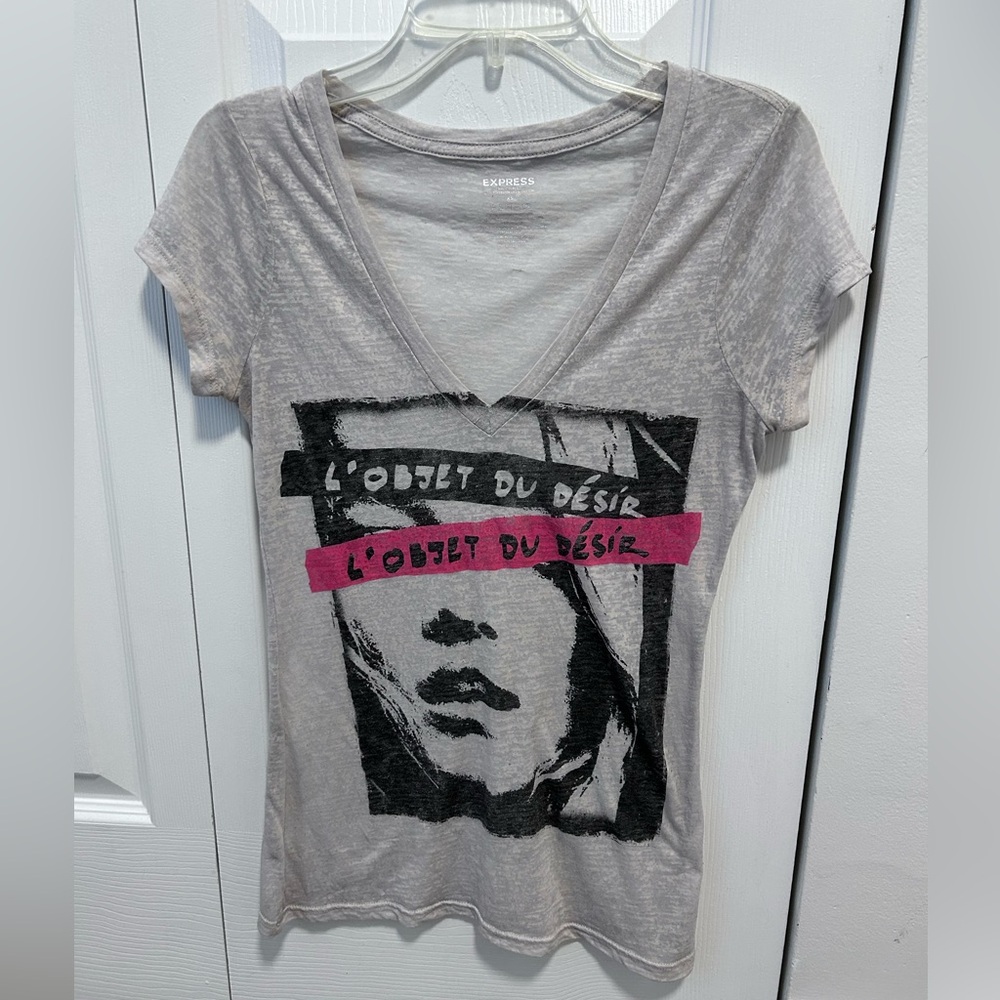 EXPRESS Graphic Tee
